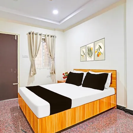 Hotel O Am Grand Residency